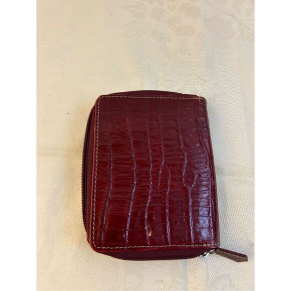 Aigner Etienne Wallet Eel Skin? Burgundy (Defect crack) 4.5x4" cardholder - Picture 4 of 12